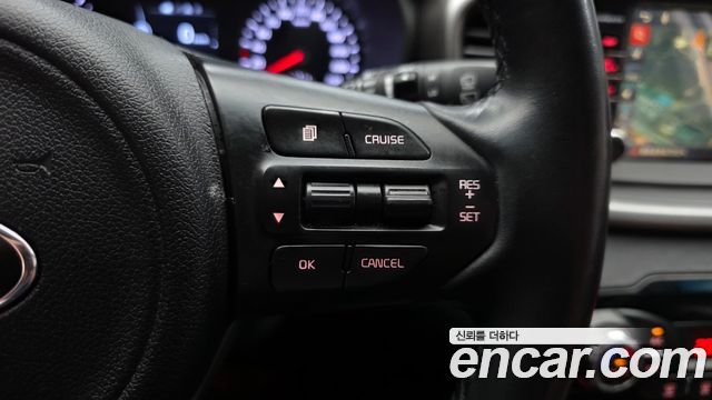 Kia Sorento Diesel 2.0 2WD Noblesse 2016 — фото 18