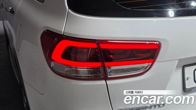 Kia Sorento Diesel 2.0 2WD Noblesse 2016 — фото 23