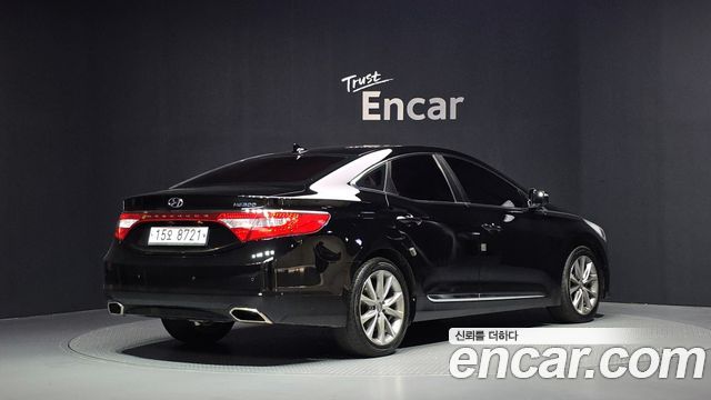 Hyundai Grandeur (HG) HG300 Exclusive 2015 — фото 2