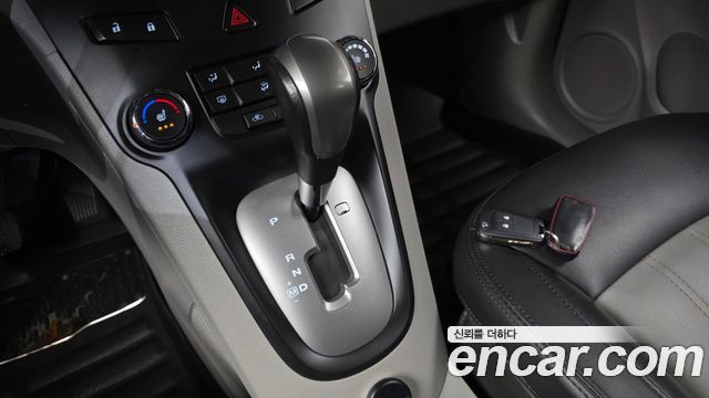 Chevrolet Orlando LPG Platinum Package 2015 — фото 9
