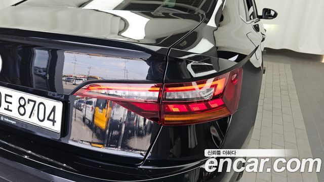 Volkswagen Jetta (VII) 1.4 TSI Prestige 2020 — фото 23