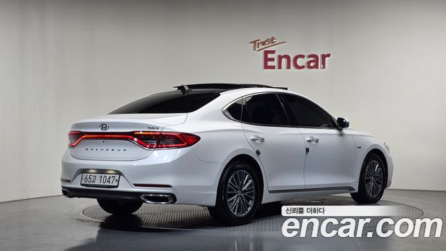 Hyundai Grandeur Hybrid (IG) Exclusive 2019 — фото 2