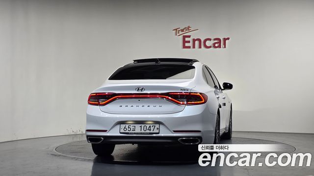 Hyundai Grandeur Hybrid (IG) Exclusive 2019 — фото 4