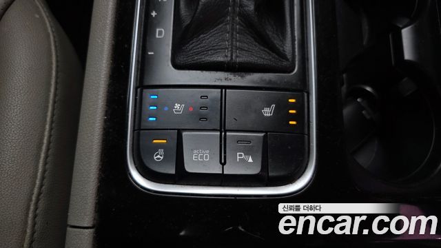 Kia Carnival 9-seater Prestige 2015 — фото 18
