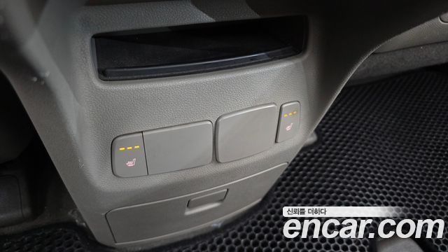 Kia Carnival 9-seater Prestige 2015 — фото 19