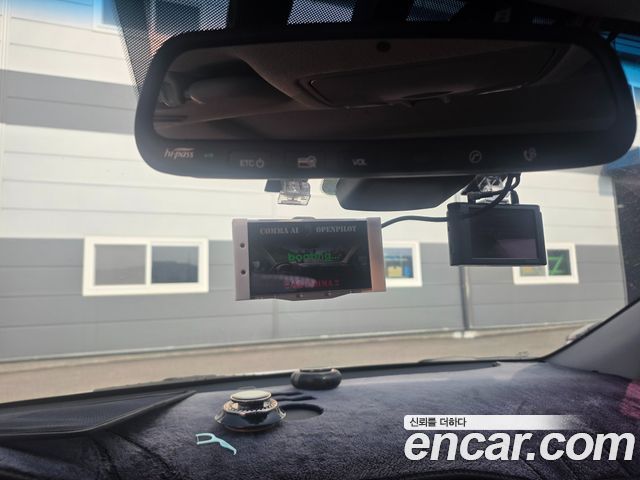 Hyundai Ioniq Electric Q 2017 — фото 18