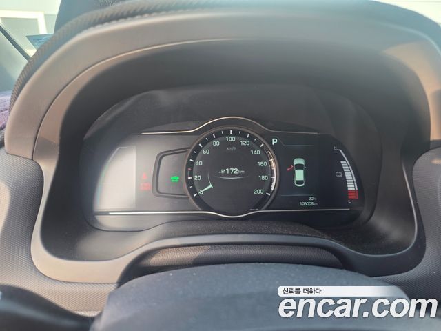 Hyundai Ioniq Electric Q 2017 — фото 19