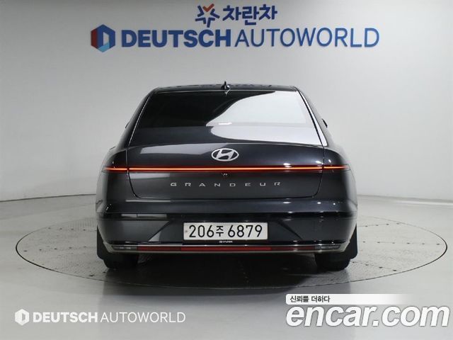 Hyundai Grandeur (GN7) 2,5 Gasoline 2WD Calligraphy 2023 — фото 5