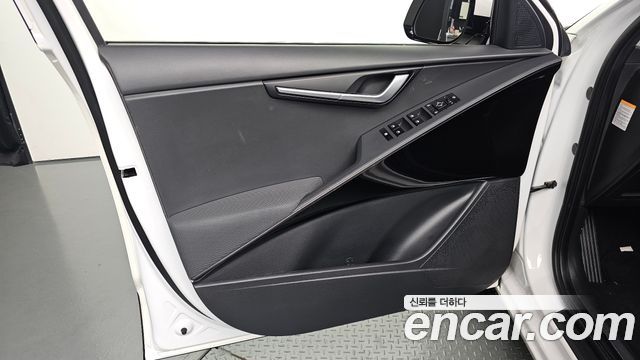 Kia Niro EV Air 2023 — фото 24