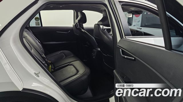 Kia Niro EV Air 2023 — фото 27