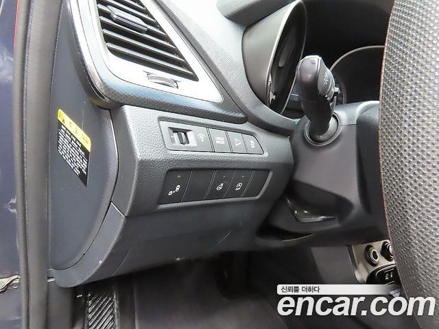 Hyundai Santa Fe The Prime Diesel 2.0 2WD Value Plus 2018 — фото 17