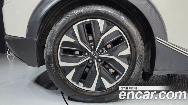 Kia EV6 Long Range Air 2023 — фото 5