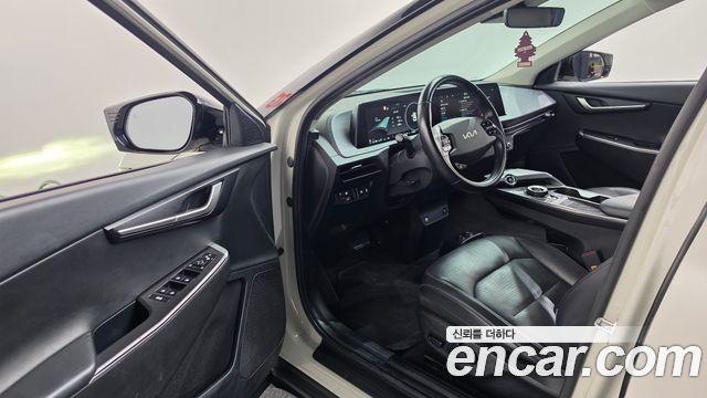 Kia EV6 Long Range Air 2023 — фото 10