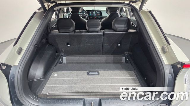 Kia EV6 Long Range Air 2023 — фото 20