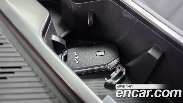 Kia EV6 Long Range Air 2023 — фото 30
