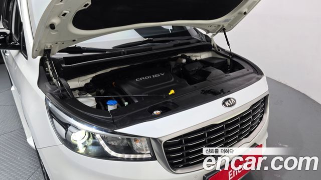 Kia Carnival 9-seater Prestige 2016 — фото 6
