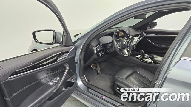 BMW 5 Series (G30) 520d M Sport Package Plus 2020 — фото 10