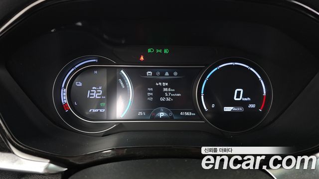 Kia Niro EV Noblesse 2022 — фото 8