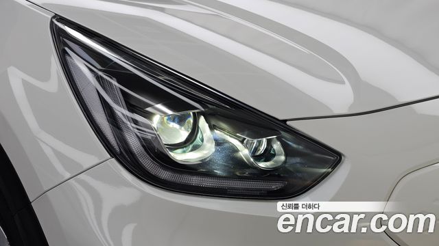 Kia Niro EV Noblesse 2022 — фото 28