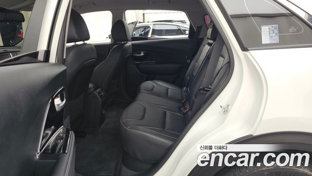 Kia Niro EV Noblesse 2022 — фото 32