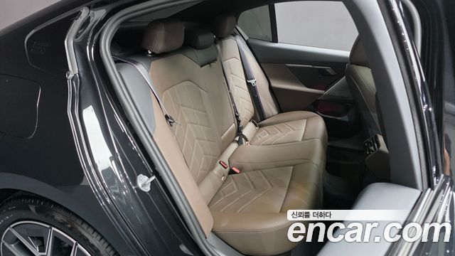 BMW 5 Series (G60) 520i Special Edition 2026 — фото 20