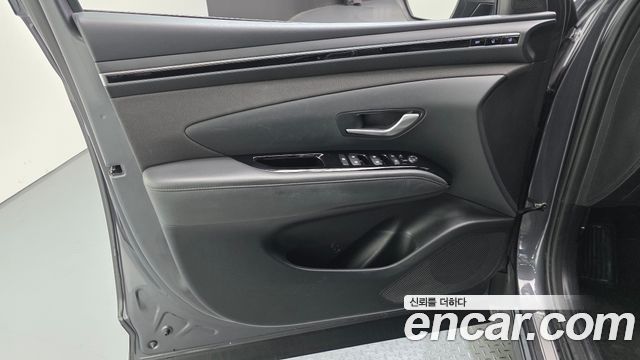 Hyundai Tucson (NX4) Diesel 2.0 4WD Inspiration 2023 — фото 24