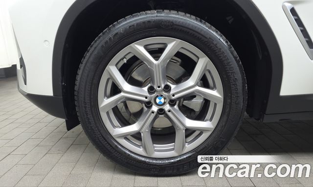 BMW X4 (G02) xDrive20i xLine 2022 — фото 5