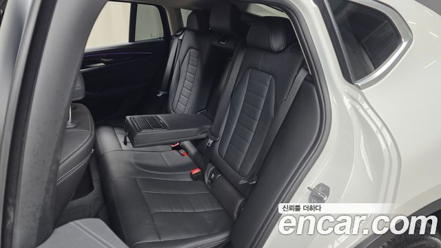 BMW X4 (G02) xDrive20i xLine 2022 — фото 12