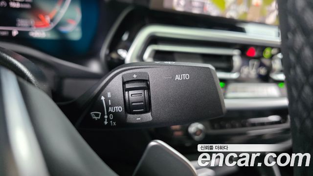 BMW X4 (G02) xDrive20i xLine 2022 — фото 28