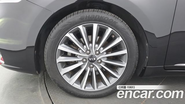 Kia K7 2.4 GDI Limited 2018 — фото 5