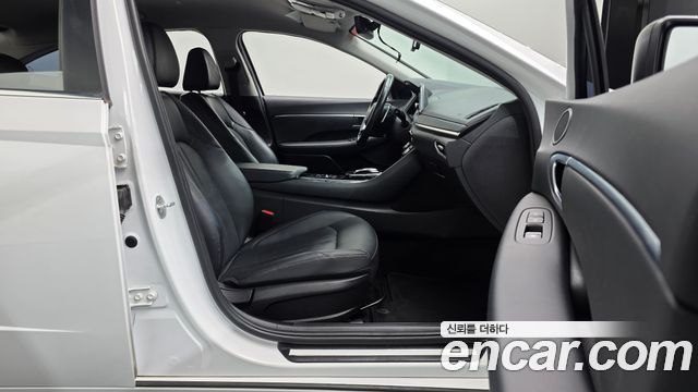 Hyundai Sonata (DN8) 2.0 Premium 2021 — фото 11