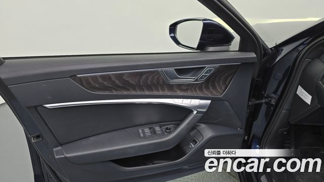 Audi A6 (C8) 45 TFSI Quattro Premium 2022 — фото 24