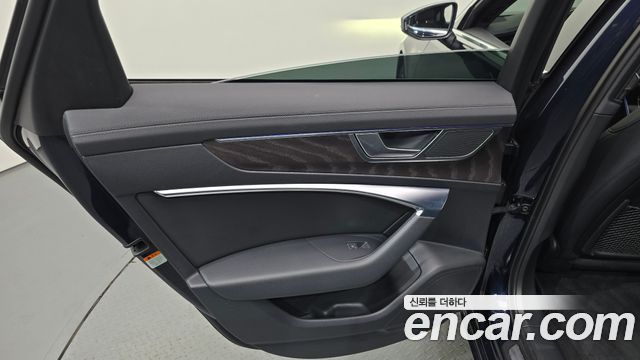 Audi A6 (C8) 45 TFSI Quattro Premium 2022 — фото 25