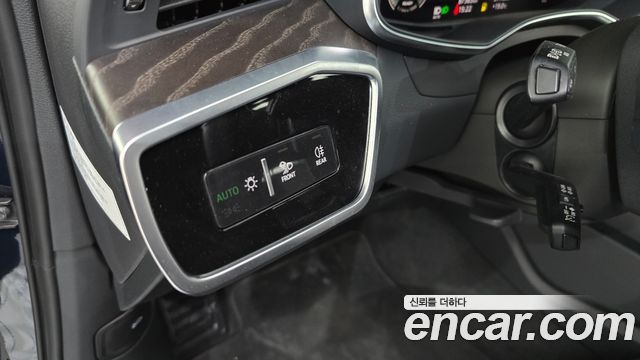 Audi A6 (C8) 45 TFSI Quattro Premium 2022 — фото 27