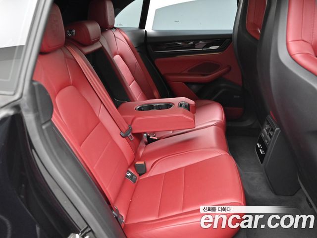 Porsche Macan EV 4S 2025 — фото 16