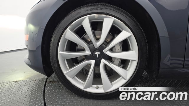 Tesla Model 3 Long Range AWD 2020 — фото 5