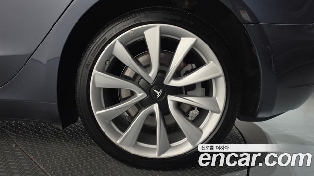 Tesla Model 3 Long Range AWD 2020 — фото 21