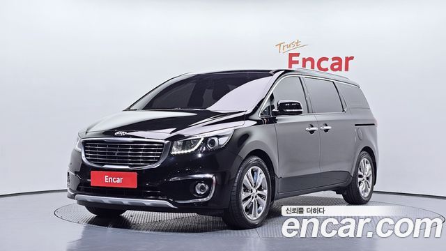 Kia Carnival 9-seater Noblesse