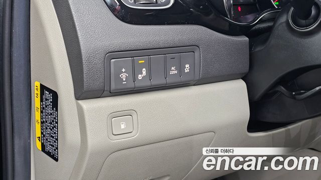 Kia Carnival 9-seater Noblesse 2018 — фото 16
