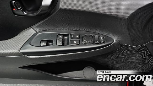 Hyundai Veloster (JS) 2.0 N 2019 — фото 16