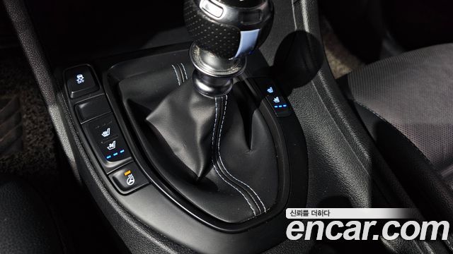 Hyundai Veloster (JS) 2.0 N 2019 — фото 27