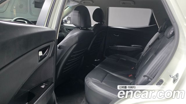 KG Mobility (SsangYong) Very New Tivoli Gasoline 1.5 2WD V3 2022 — фото 12