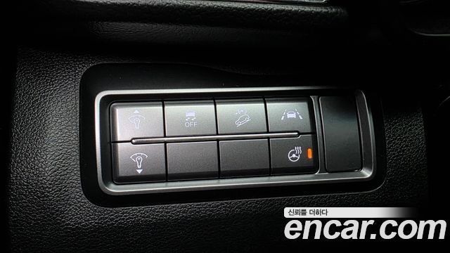 KG Mobility (SsangYong) Very New Tivoli Gasoline 1.5 2WD V3 2022 — фото 13