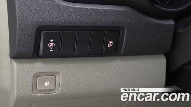 Kia Carnival 9-Seater Luxury 2019 — фото 30