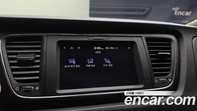 Kia Carnival 9-Seater Luxury 2019 — фото 32