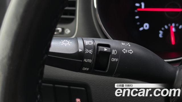 Kia Carnival 9-Seater Luxury 2019 — фото 33
