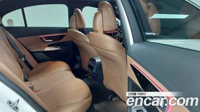 Mercedes-Benz E-Class (W214) E200 Avantgarde 2026 — фото 10