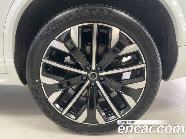 Volvo XC90 (II) B6 Ultra Dark 2026 — фото 5