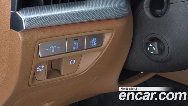 Genesis G80 (RG3) Gasoline 2.5 Turbo AWD 2024 — фото 29