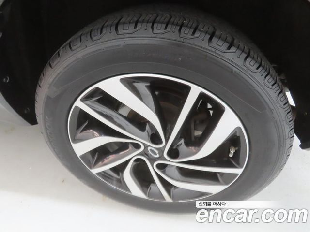 Renault Korea QM5 Neo Gasoline 2WD LE 2015 — фото 5